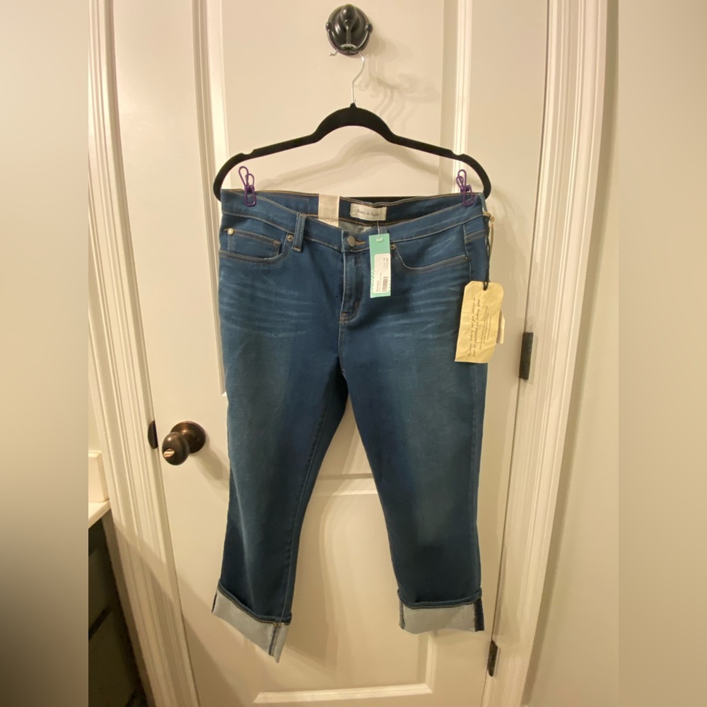 *NWT* Henry & Belle Kent Cuffed Capri Jeans